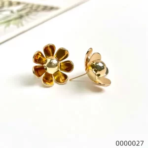 Fashion-earrings-wholesale-flower-plated-gold-studs-for-women