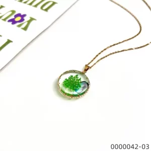 Wholesale-handmade-floral-butterfly-necklace-in-green