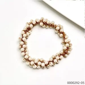 apricot-wholesale-stylish-pearl-scrunchie
