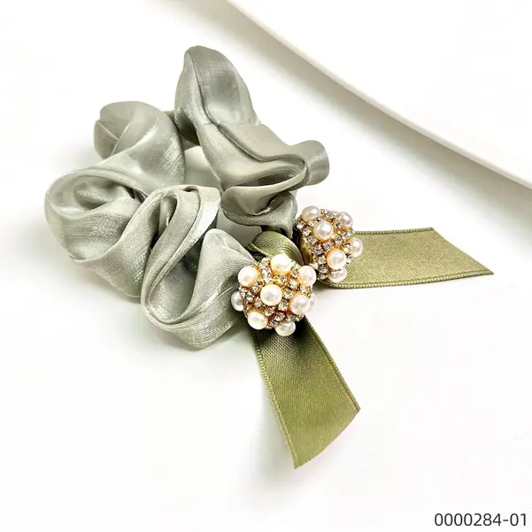 wholesale-green-stylish-pearlrhinestone-hair-scrunchie--C Wholesale green stylish pearlrhinestone hair scrunchie / 0000284-01