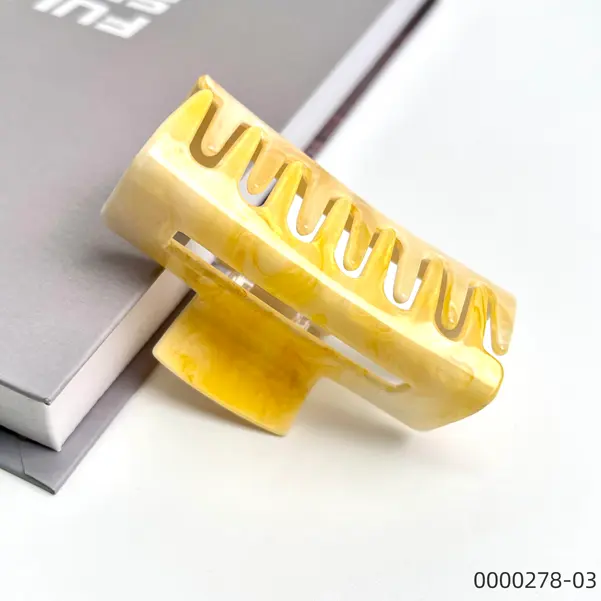 wholesale-square-yellow-curly-hair-with-anti-slip-fashion-finish,large-size-claw-clip--B Wholesale square yellow curly hair with anti slip fashion finish,large size claw clip / 0000278-03