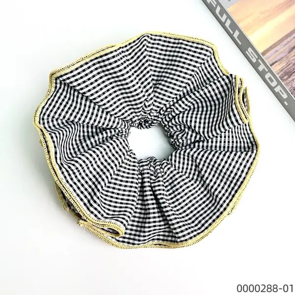wholesale-stylish-black-and-white-lace-grid-elastic-polyester-scrunchie Wholesale stylish black and white lace grid elastic polyester scrunchie / 0000288-01