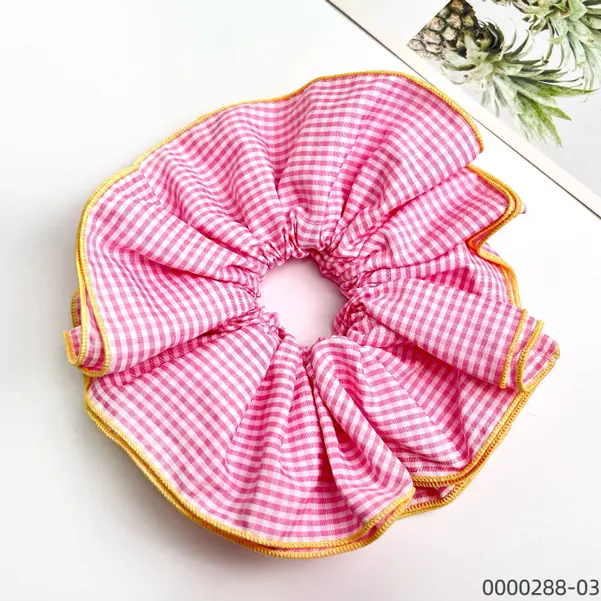 wholesale-stylish-pink-and-white-lace-grid-elastic-polyester-scrunchie Wholesale stylish pink and white lace grid elastic polyester scrunchie / 0000288-03